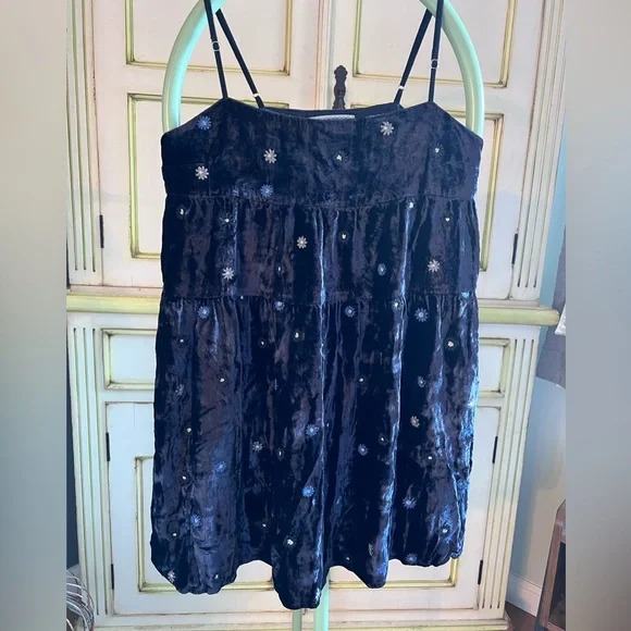 Kimchi Blue Midnight Velvet Dress with Floral Accents - Picture 5 of 5